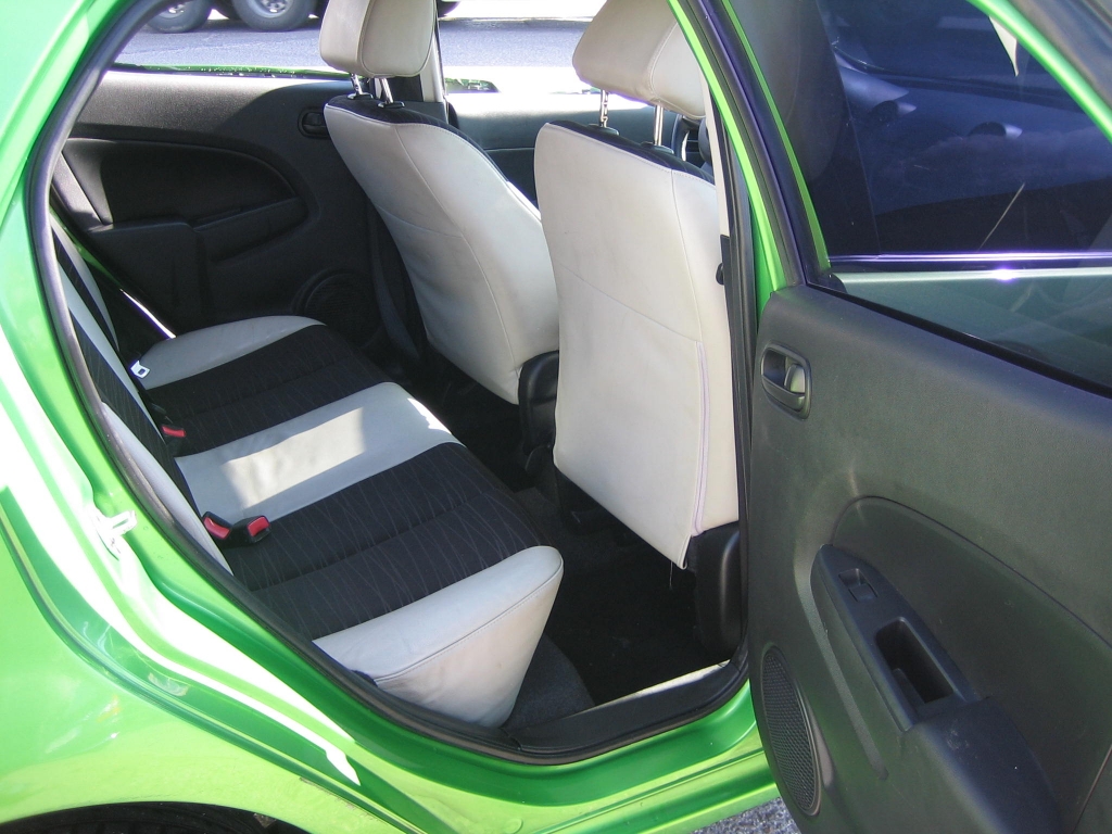 VISTA INTERIOR TRASERO MAZDA 2 1.4 CRDI 68CV