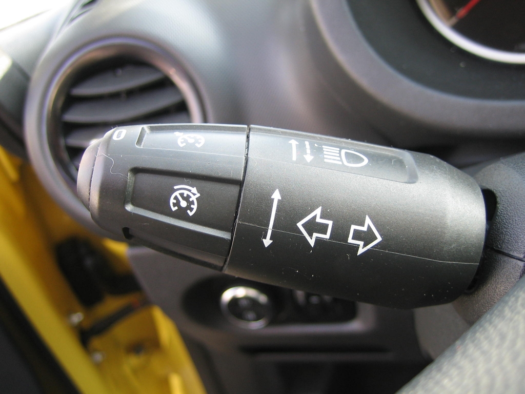 VISTA TEMPOMAT OPEL CORSA 1.3 ECO FLEX 75CV