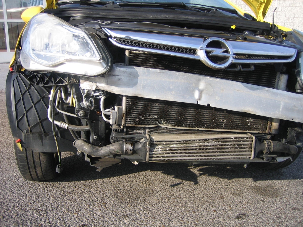 VISTA GOLPE OPEL CORSA 1.3 ECO FLEX 75CV