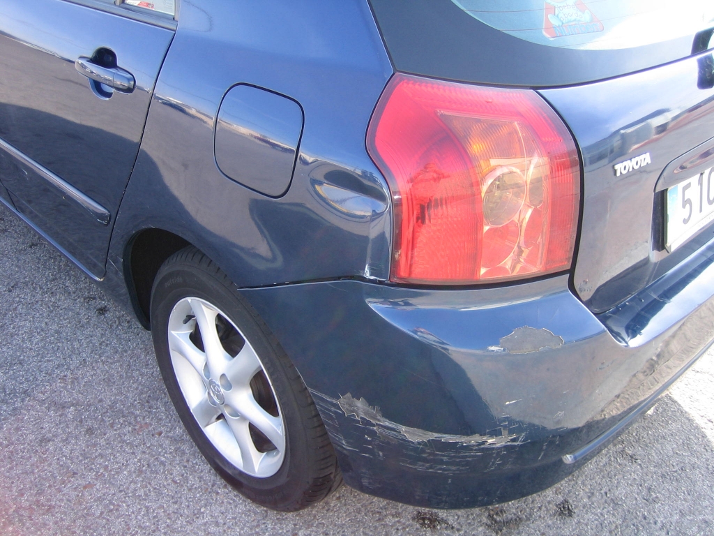 LEVE TOQUE TRASERO IZQUIERDO TOYOTA COROLLA 2.0 D4D 115CV