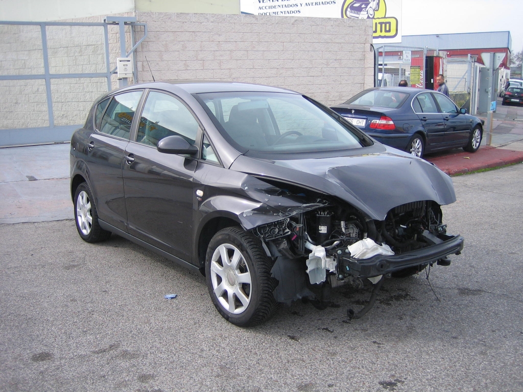 VISTA DELANTERA DERECHA SEAT TOLEDO 2.0 TDI 140CV DSG