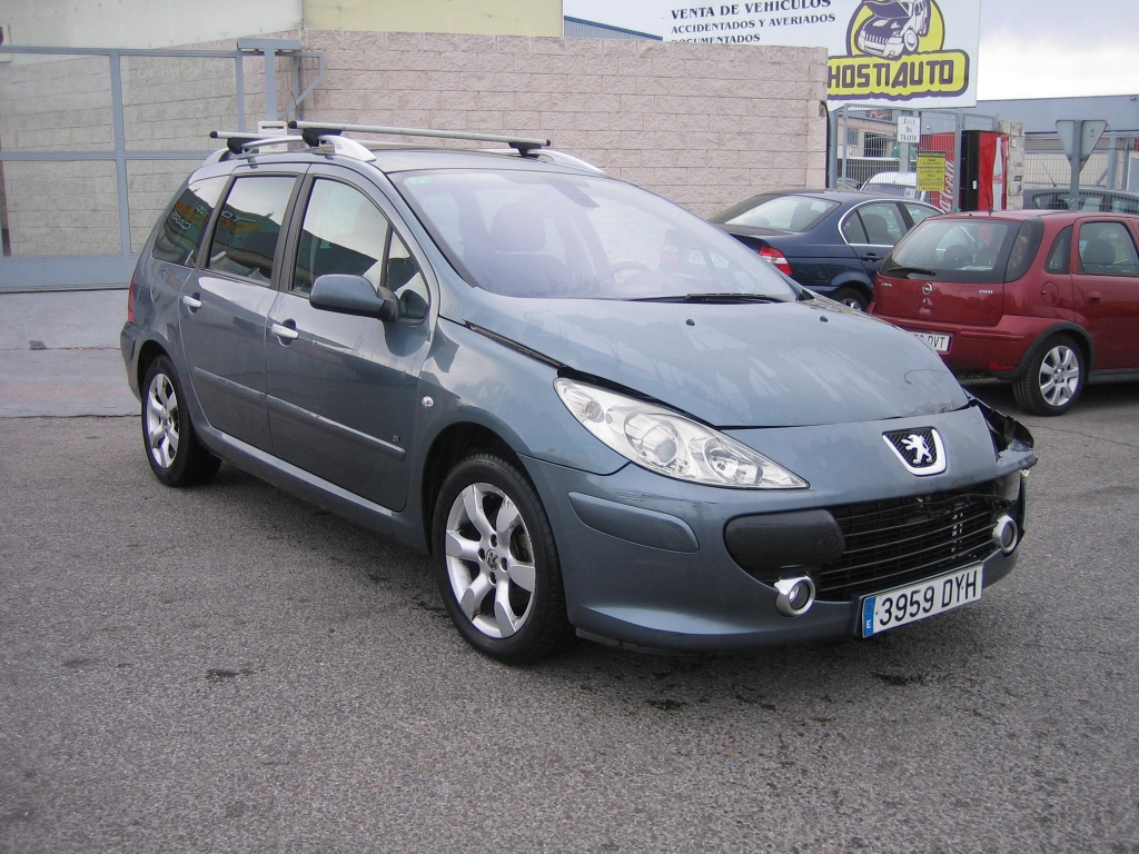 VISTA DELANTERA DERECHA PEUGEOT 307 SW 1.6 HDI 110CV 7 PLAZAS
