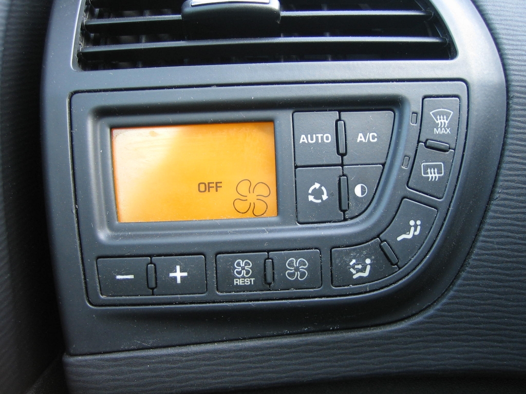 VISTA CLIMA CITROEN  C-4 PICASSO 2.0HDI 136CV