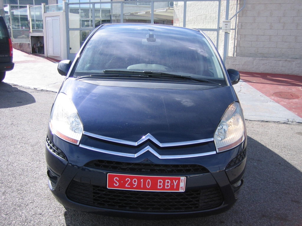 VISTA DELANTERA CITROEN  C-4 PICASSO 2.0HDI 136CV