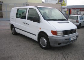 VISTA DELANTERA DERECHA MERCEDES BENZ VITO 110 CDI 102CV 6 PLAZAS VISTA DELANTERA DERECHA MERCEDES BENZ VITO 110 CDI 102CV 6 PLAZAS