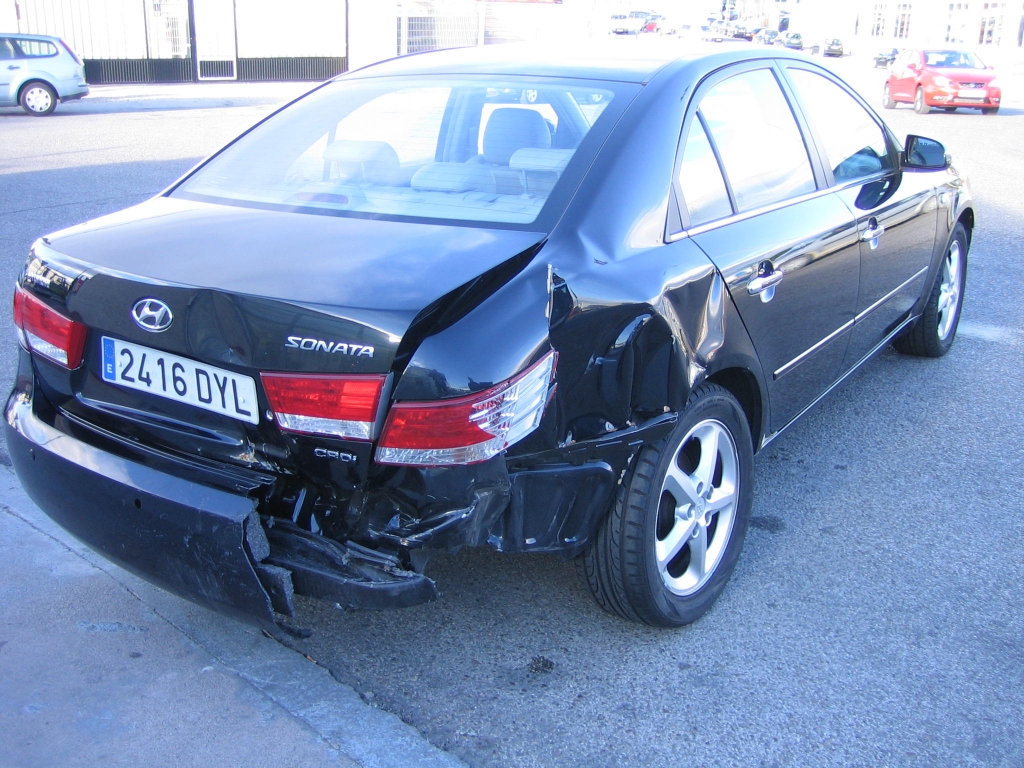 VISTA TRASERA DERECHA HYNDAI SONATA 2.0 CRDI 147CV AUTOMATICO