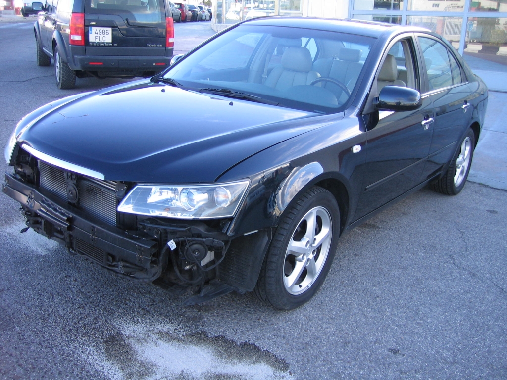 VISTA DELANTERA IZQUIERDA HYNDAI SONATA 2.0 CRDI 147CV AUTOMATICO