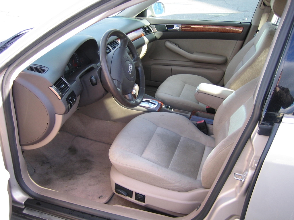 VISTA INTERIOR IZQUIERDO AUDI A-6 2.5 TDI 150CV AUTOMATICO