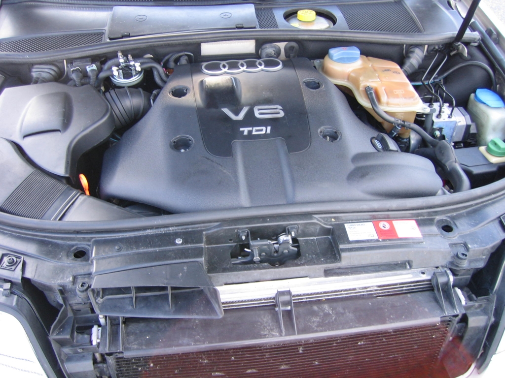 VISTA MOTOR AUDI A-6 2.5 TDI 150CV AUTOMATICO