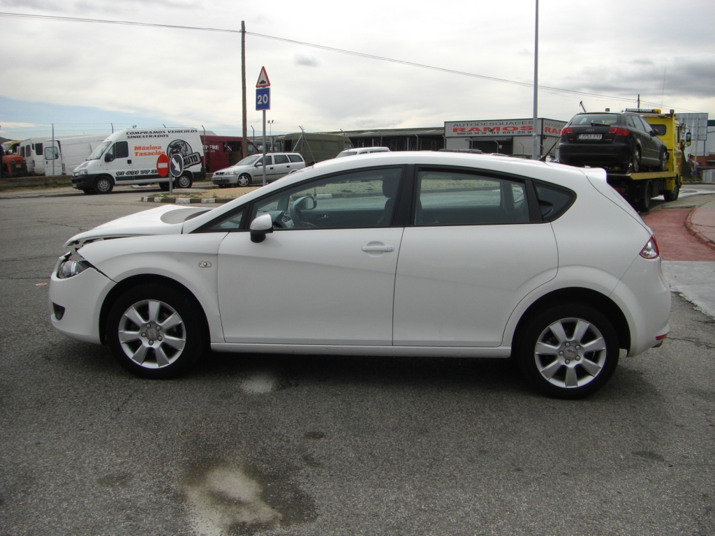 VISTA LATERAL IZQUIERDO SEAT LEON 2.0 TDI 105CV STYLANCE ECOMOTIVE DPF