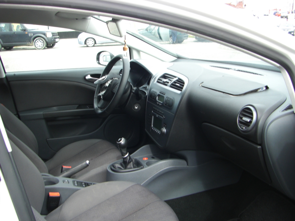 VISTA INTERIOR DERECHO SEAT LEON 2.0 TDI 105CV STYLANCE ECOMOTIVE DPF