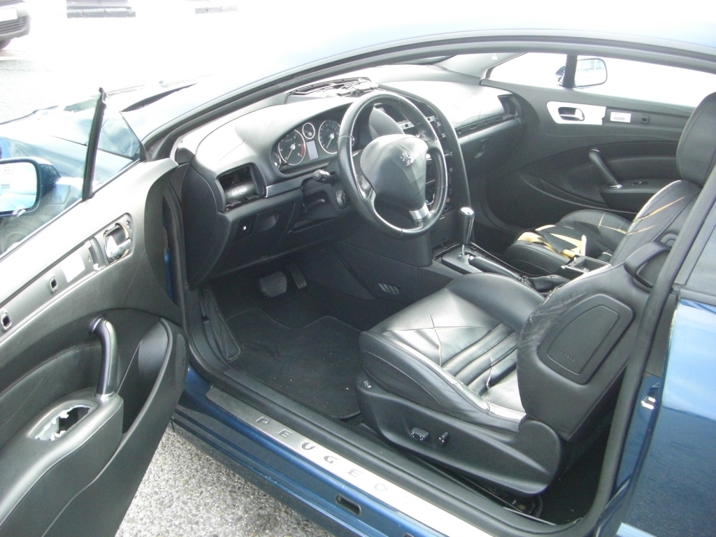 PEUGEOT 407 COUPE