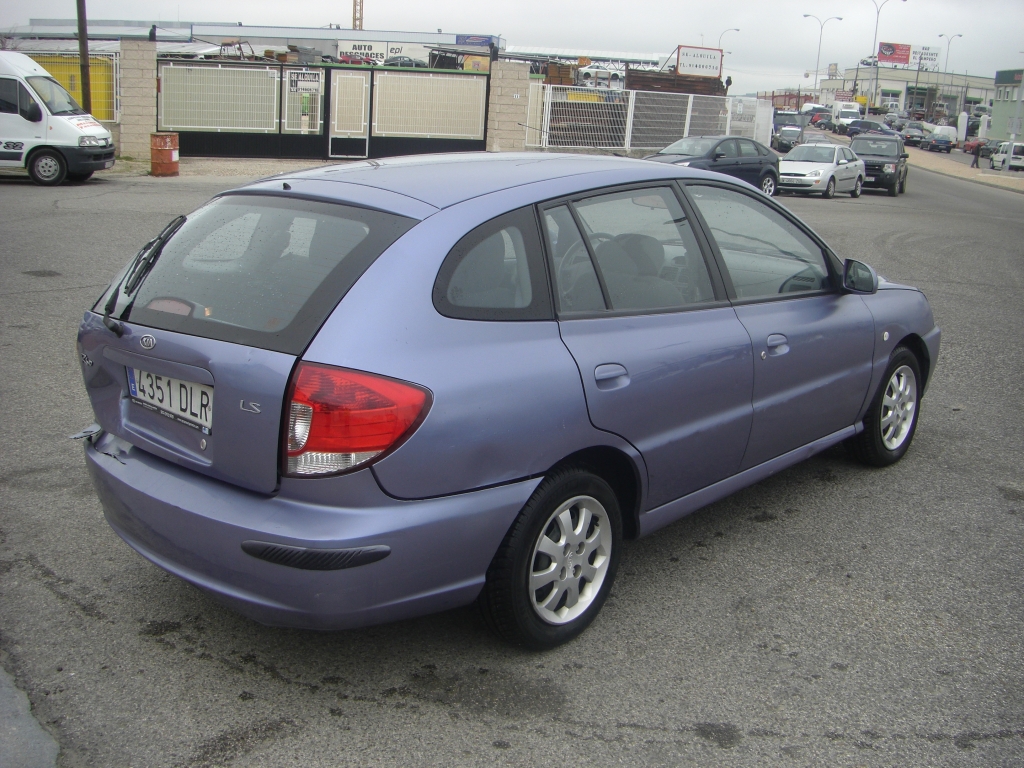 VISTA TRASERA DERECHA KIA RIO 1.6 I-S 100CV FAMILIAR