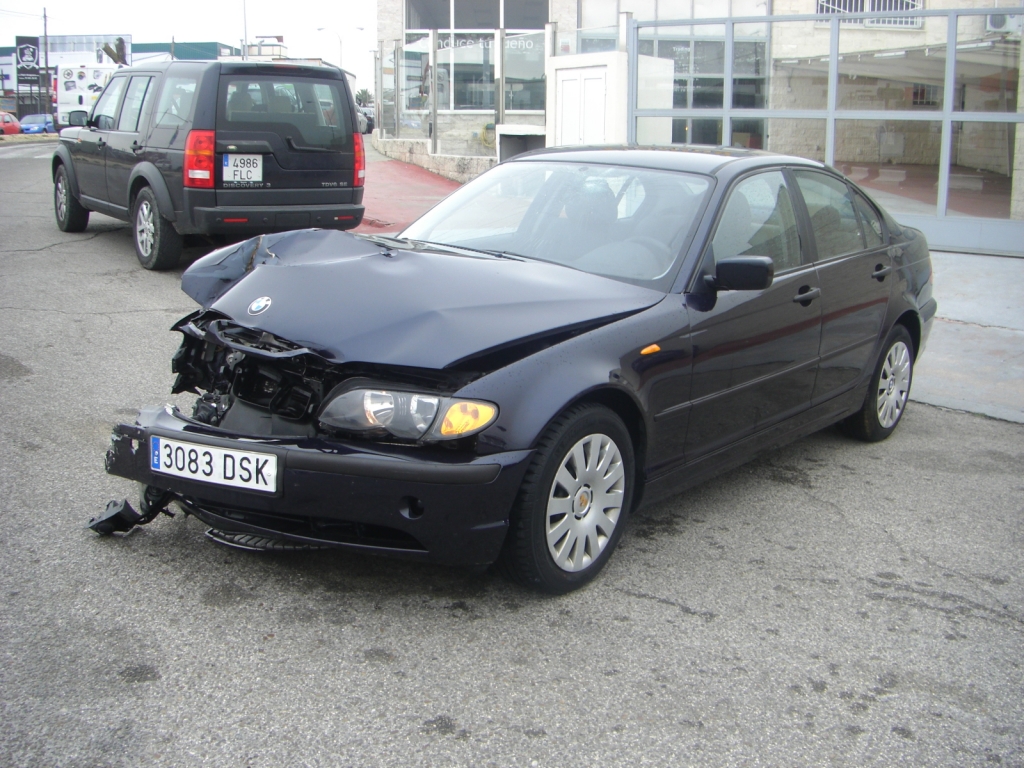 VISTA DELANTERA IZQUIERDA BMW 320 D 2.0 150CV