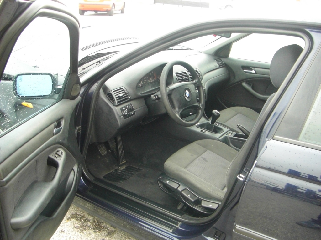 VISTA INTERIOR IZQUIERDO BMW 320 D 2.0 150CV