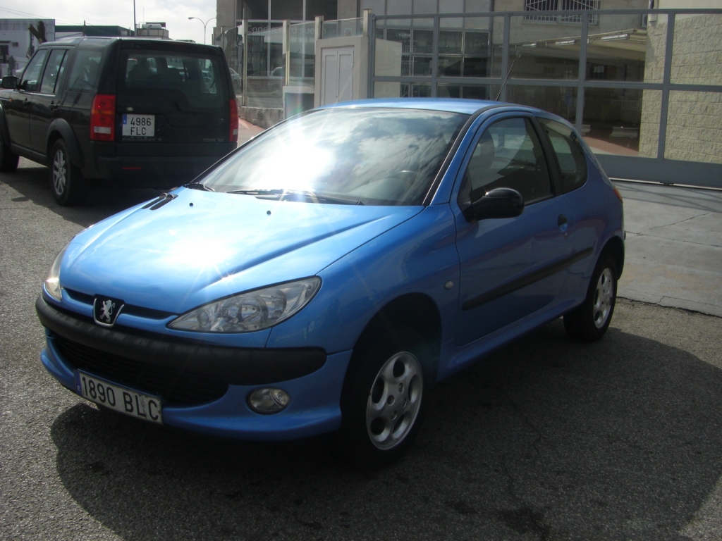 VISTA DELANTERA IZQUIERDA PEUGEOT 206 XS 1.9 HDI 90CV