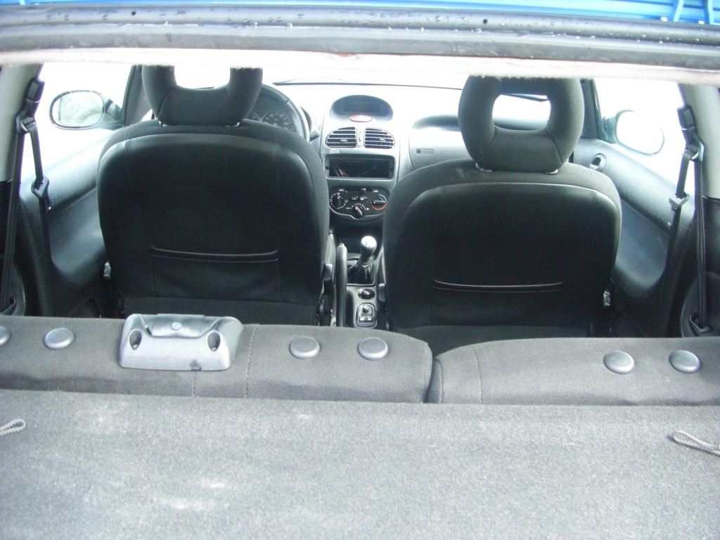 VISTA INTERIOR PEUGEOT 206 XS 1.9 HDI 90CV