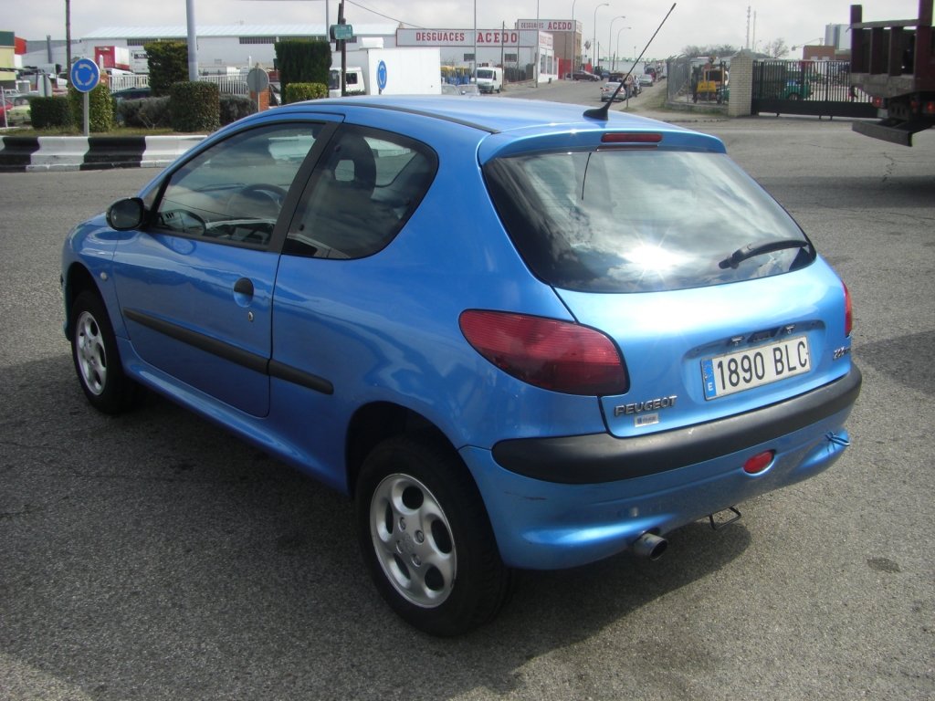VISTA TRASERA IZQUIERDA PEUGEOT 206 XS 1.9 HDI 90CV