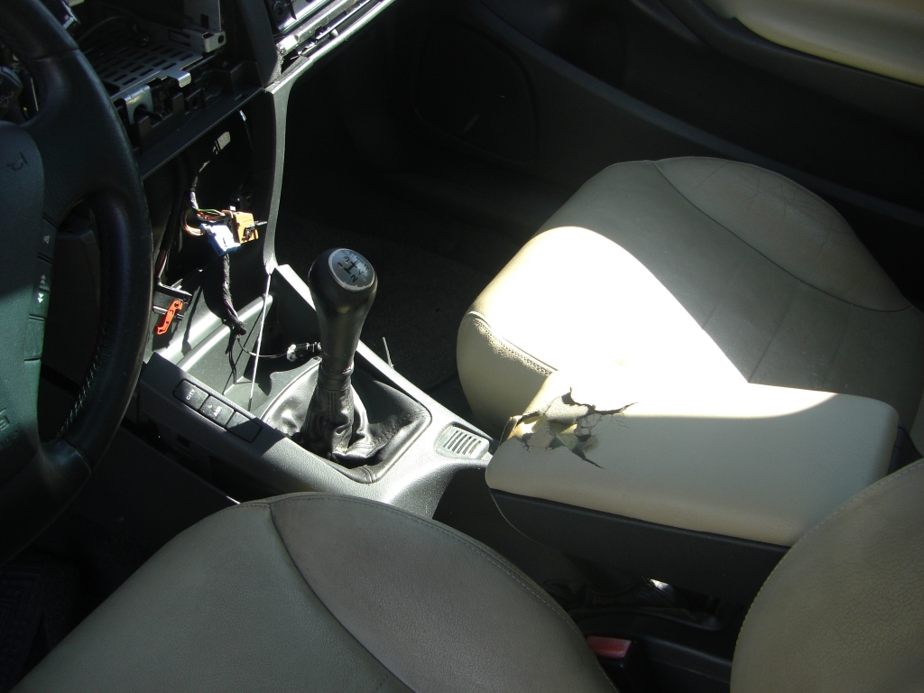 VISTA INTERIOR LADO CAMBIO FIAT ESTILO 1.9 JTD 115CV