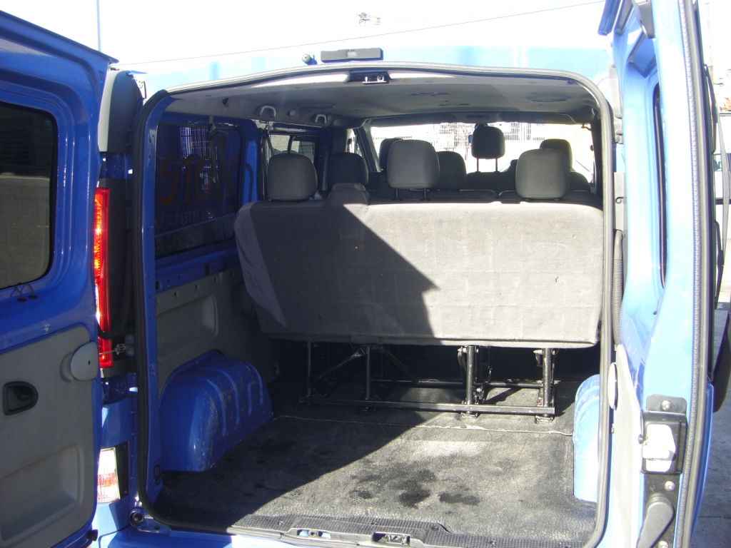 VISTA 9 PLAZAS NISSAN PRIMASTAR 2.0 DCI 114 CV 9 PLAZAS