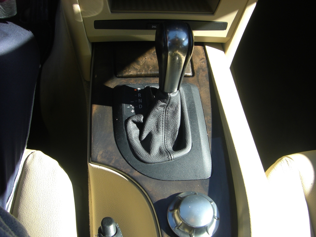 VISTA CAMBIO BNW 530 D 3.0 218 CV AUTOMATICO