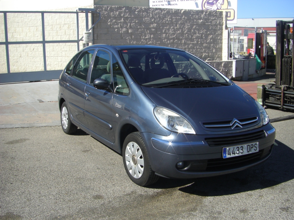 VISTA DELANTERA DERECHA CITROEN XSARA PICASSO 1.6 HDI 108CV