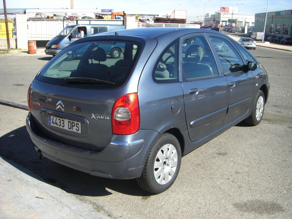VISTA TRASERA DERECHA CITROEN XSARA PICASSO 1.6 HDI 108CV