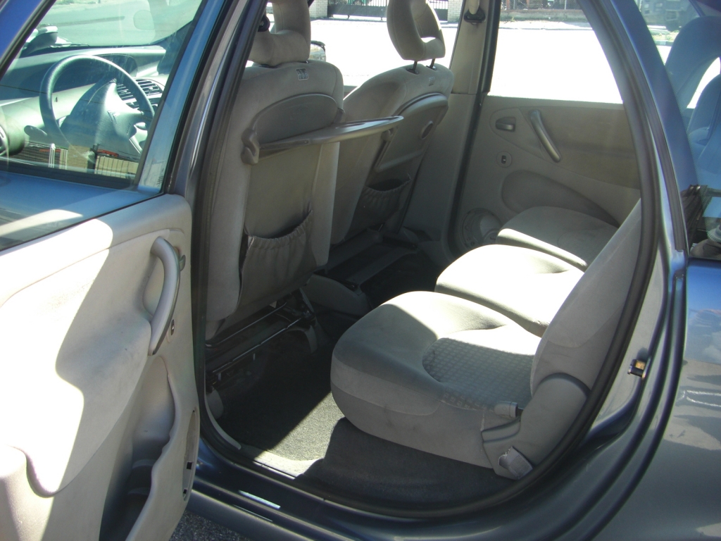 VISTA INTERIOR TRASERO CITROEN XSARA PICASSO 1.6 HDI 108CV