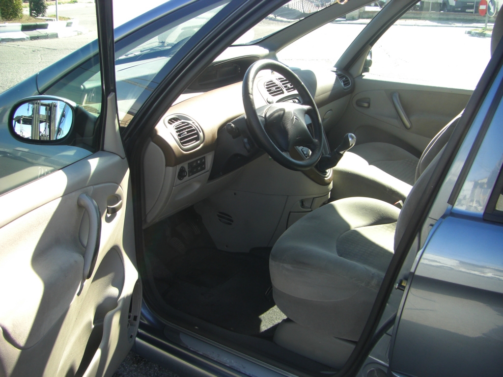 VISTA INTERIOR IZQUIERDO CITROEN XSARA PICASSO 1.6 HDI 108CV