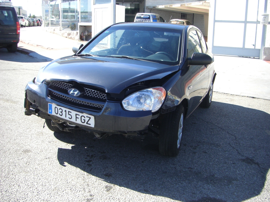 VISTA DELANTERA IZQUIERDA HYNDAI ACCEP 1.5 CRDI 110CV