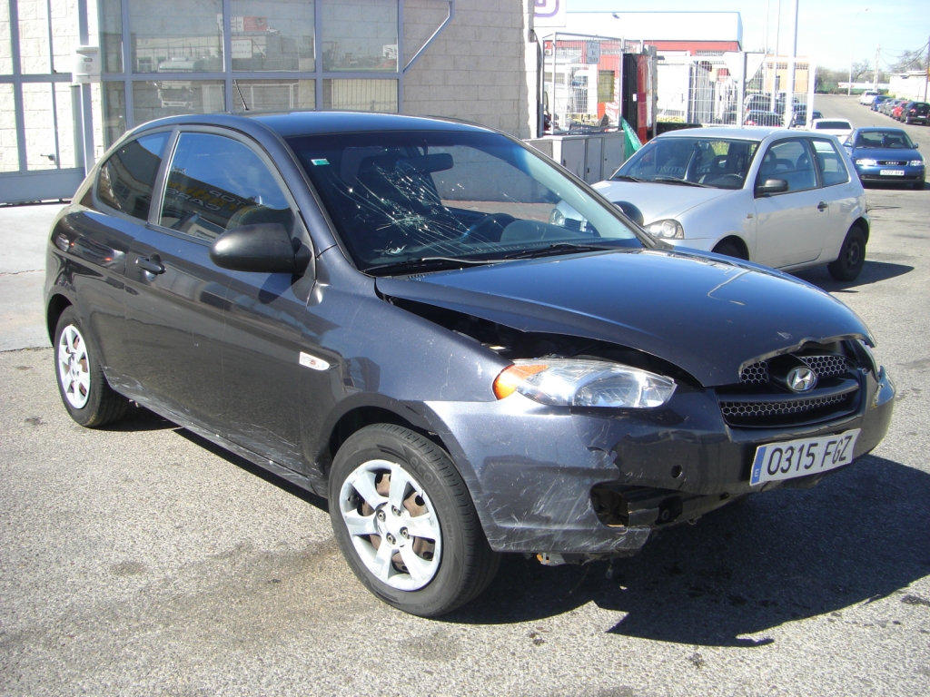 VISTA DELANTERA DERECHA HYNDAI ACCEP 1.5 CRDI 110CV