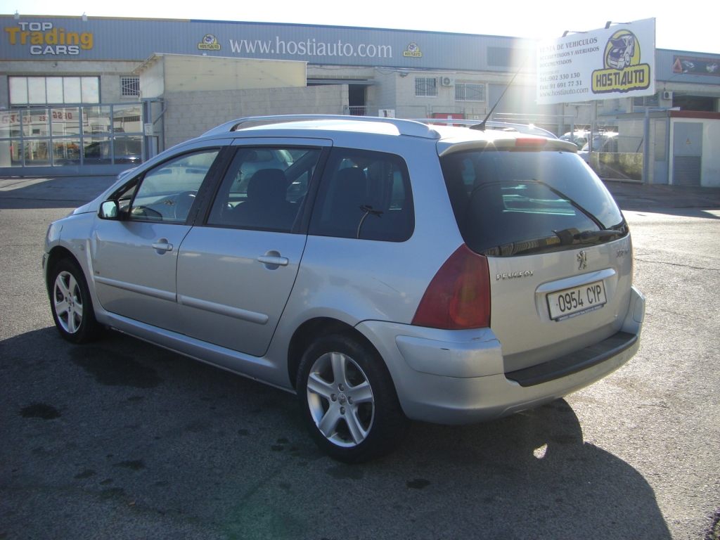 VISTA TRASERA IZQUIERDA PEUGEOT 307 SW PACK 2.0 HDI 136CV 7 PLAZAS
