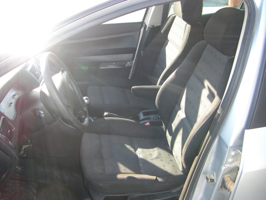 VISTA INTERIOR IZQUIERDO PEUGEOT 307 SW PACK 2.0 HDI 136CV 7 PLAZAS
