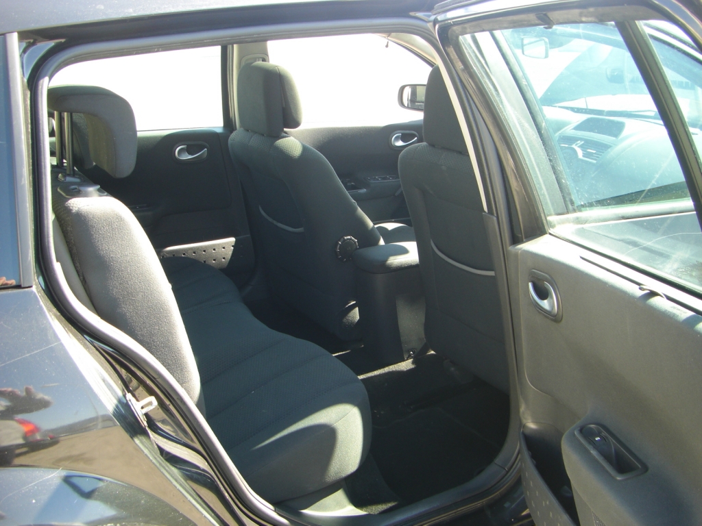 VISTA INTERIOR TRASERO 2 RENAULT MEGANE FAMILIAR 1.9 DCI 120CV