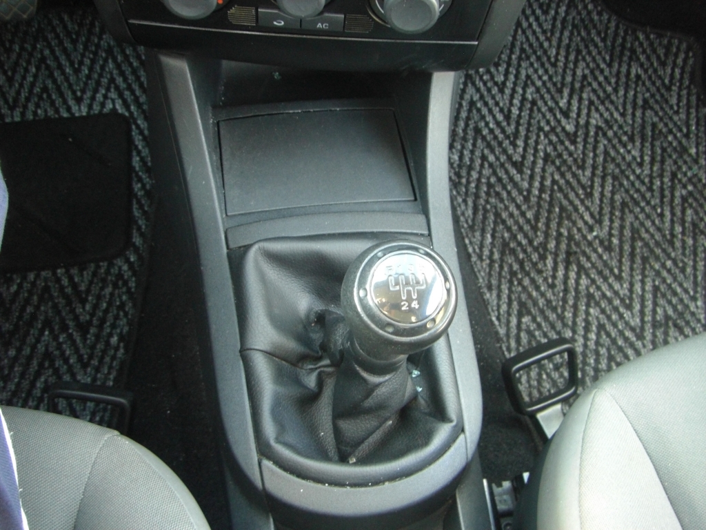 VISTA CAMBIO SEAT IBIZA 1.9 SDI REFERENCE 64CV