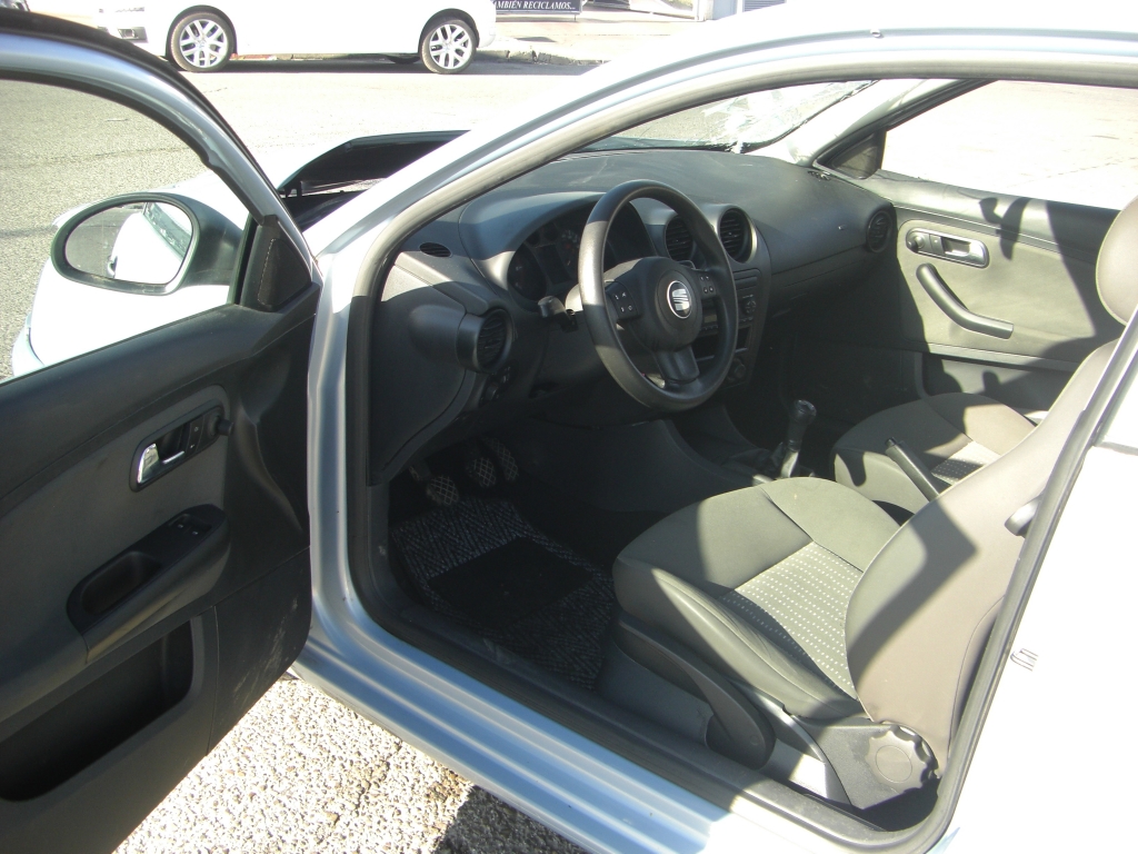 VISTA INTERIOR IZQUIERDO SEAT IBIZA 1.9 SDI REFERENCE 64CV