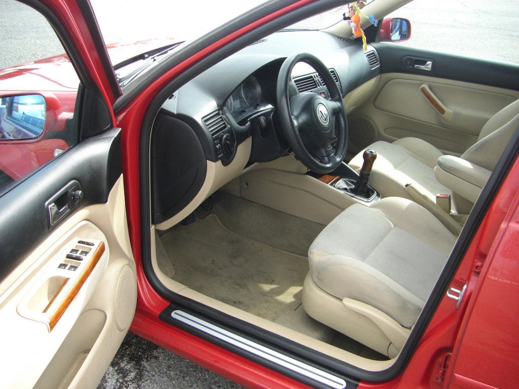 VISTA INTERIOR IZQUIERDO VOLKSWAGEN BORA 1.9 TDI 115CV