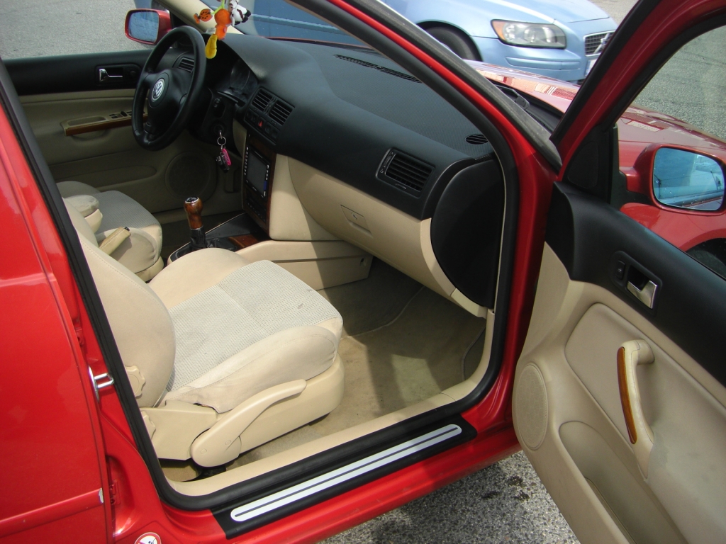 VISTA INTERIOR DERECHO VOLKSWAGEN BORA 1.9 TDI 115CV