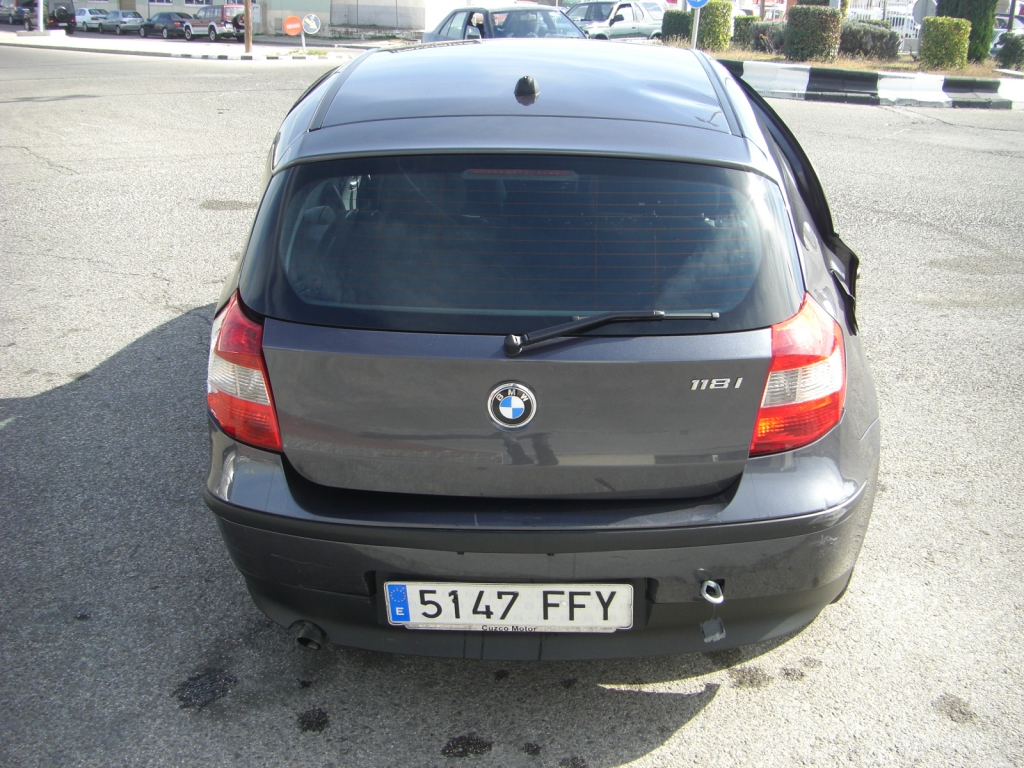 VISTA TRASERA BMW 118 I 143CV GASOLINA