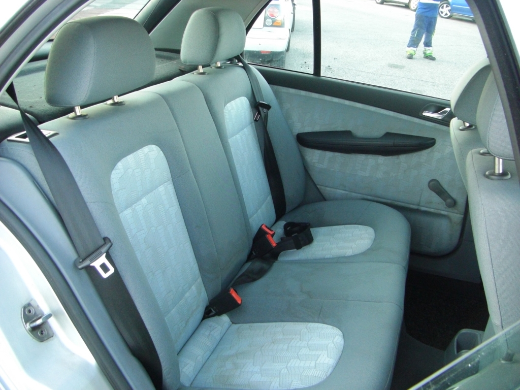 VISTA INTERIOR TRASERO SKODA FABIA 1.4 GASOLINA 60CV