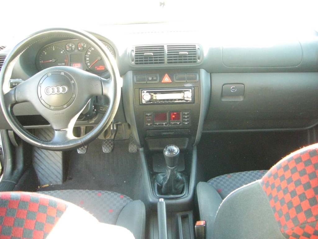 VISTA SALPICADERO AUDI A-3 1.9 TDI 110CV