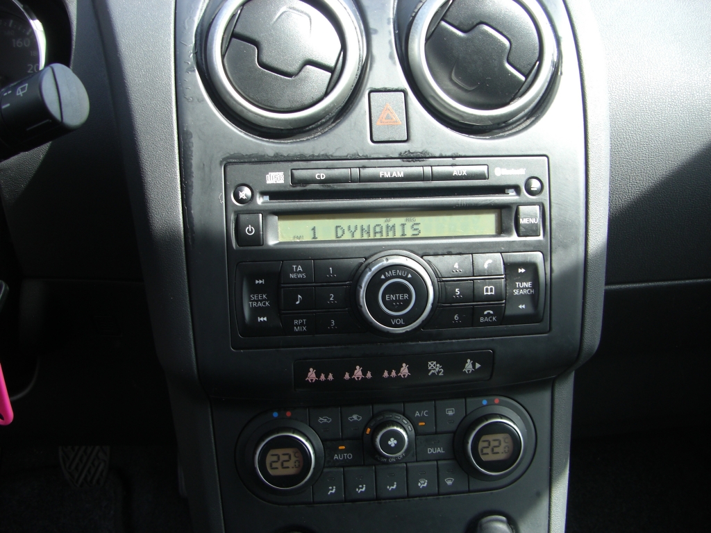 VISTA CD Y CLIMA NISSAN QASQAI 1-5 DCI 106CV