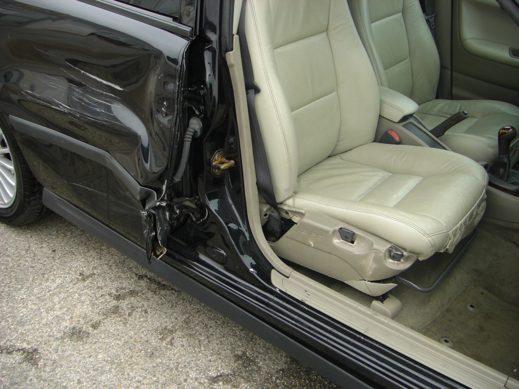 VISTA GOLPE 2 VOLVO V-40 SPORT 1.9 D 115CV FAMILIAR