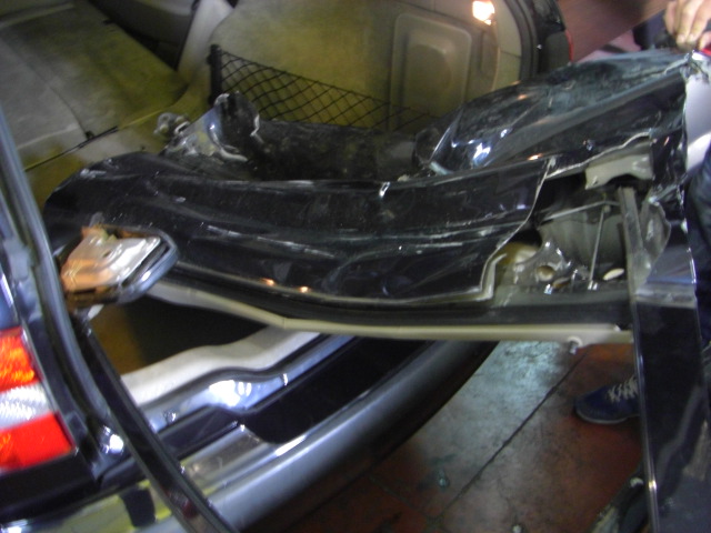 VISTA PUERTA DAÑADA 2 VOLVO V-40 SPORT 1.9 TD 115CV FAMILIAR