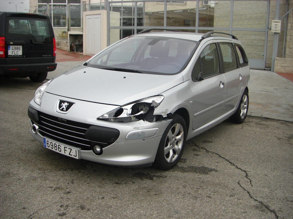 VISTA DELANTERA IZQUIERDA PEUGEOT 307 SW BREAK 1.6 110CV