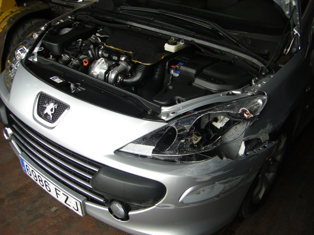 VISTA MOTOR LADO GOLPE PEUGEOT 307 SW BREAK 1.6 110CV