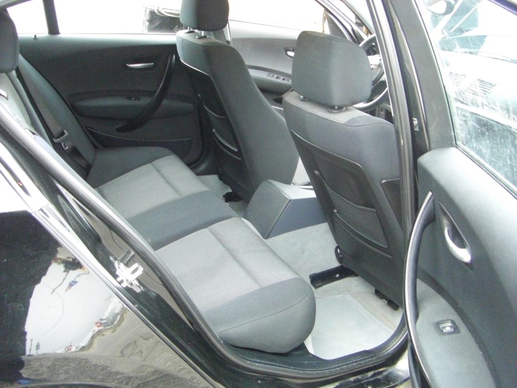 VISTA INTERIOR TRASERO BMW 118 D 2.0 122CV