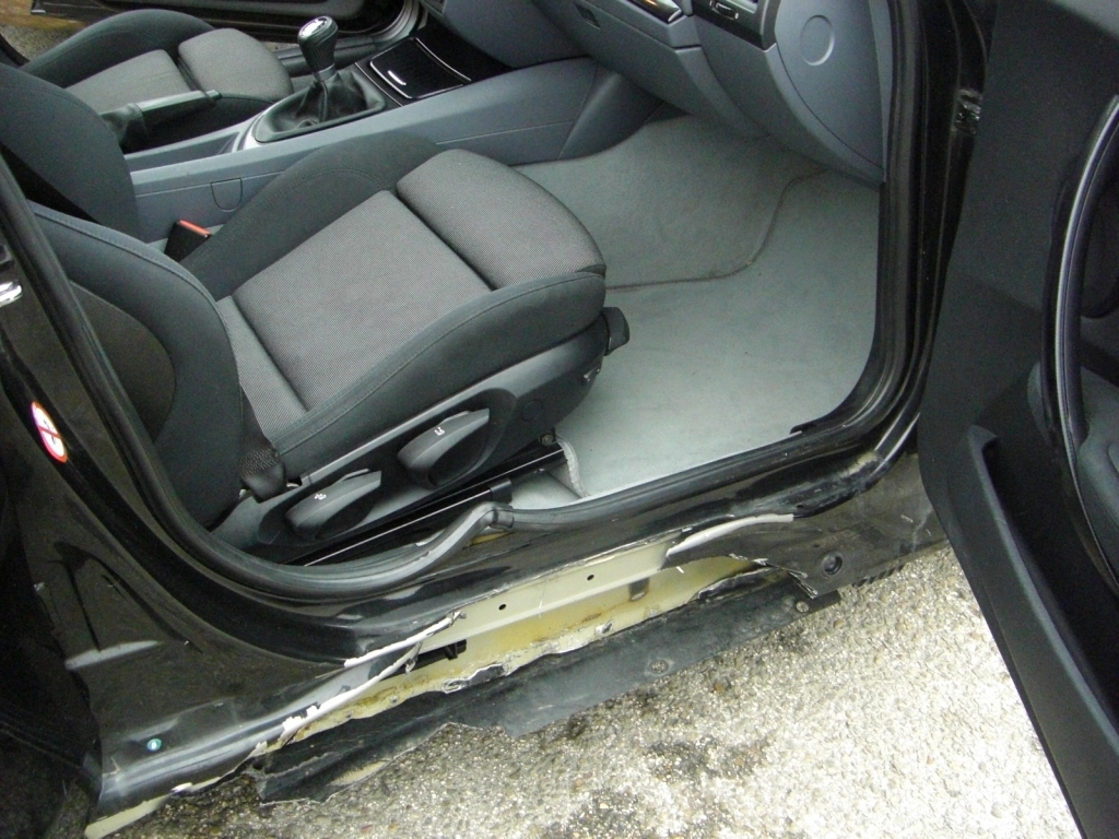 VISTA GOLPE TALONERA BMW 118 D 2.0 122CV