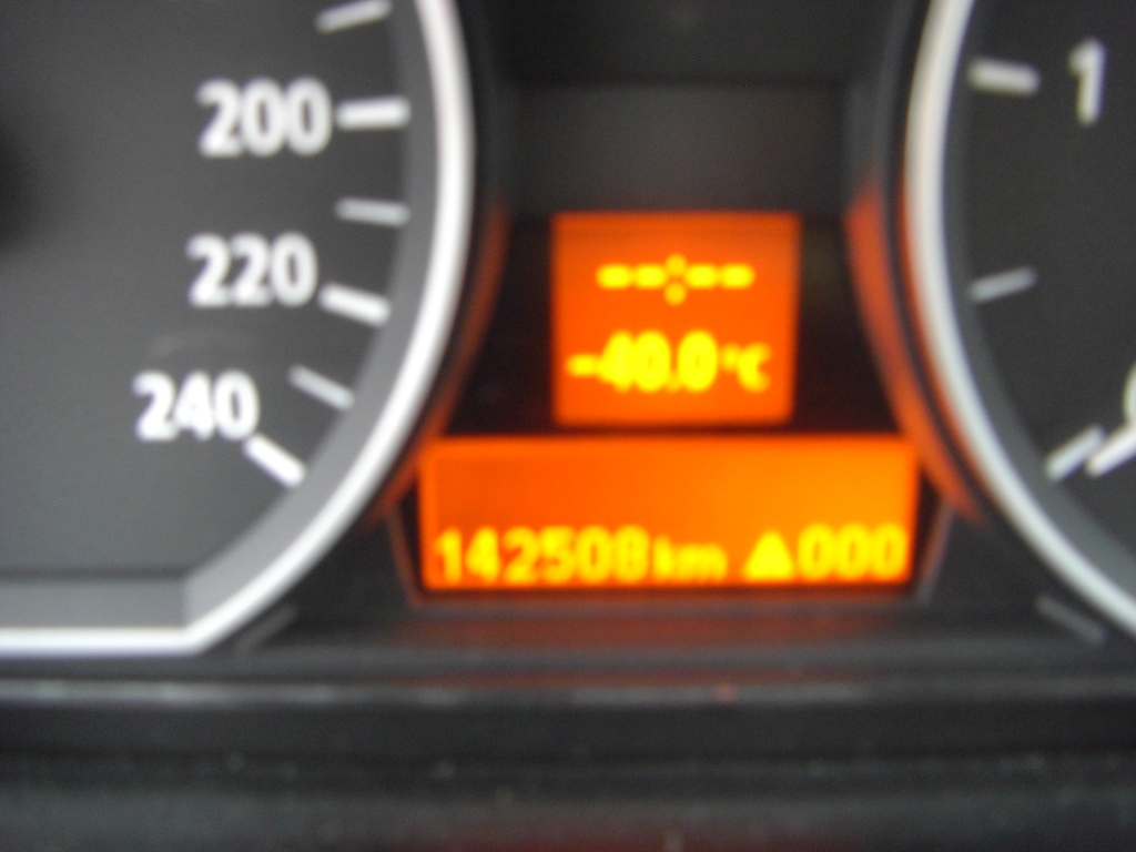 VISTA KM BMW 118 D 2.0 122CV