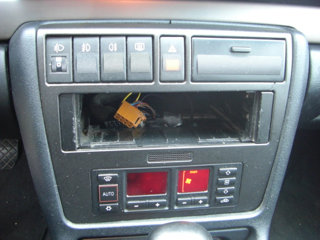 VISTA CLIMA AUDI A-4 AVANT 2.4 GASOLINA 165CV AUTOMATICO